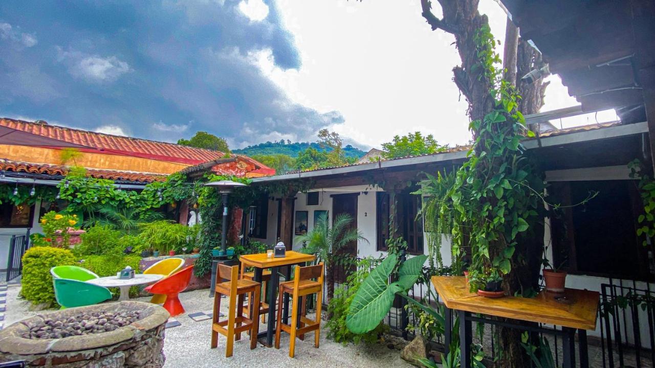 Nikikot Hostel & Hotel 안티구아 과테말라 외부 사진